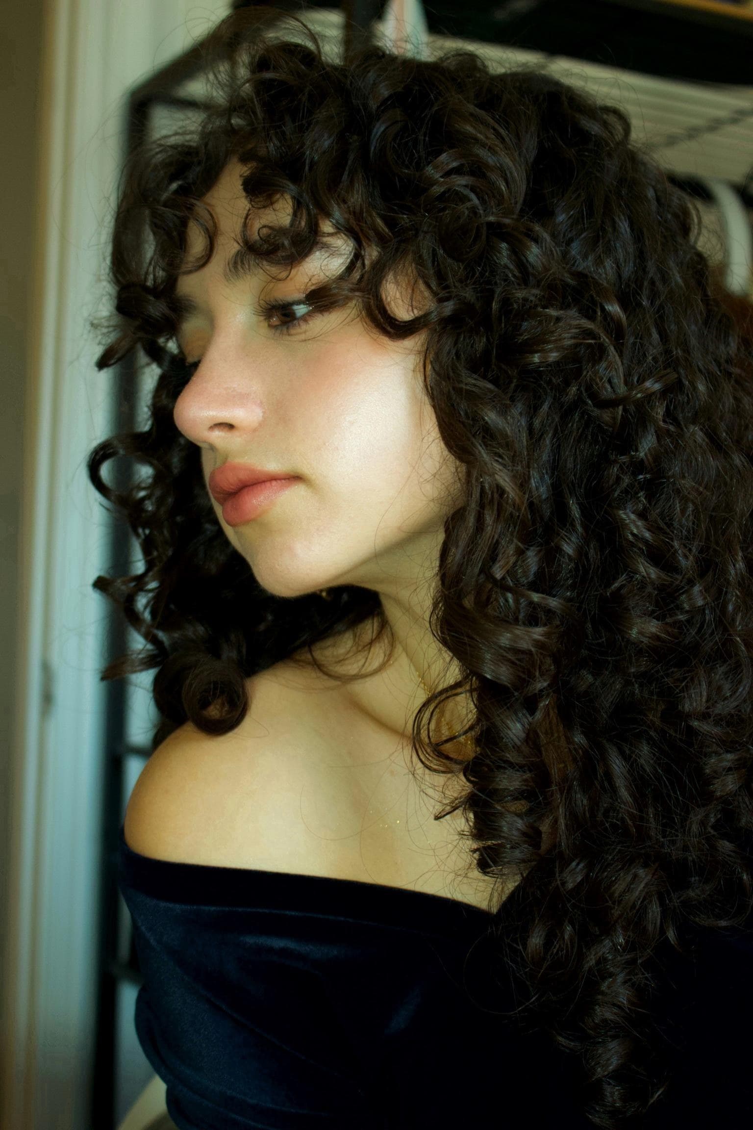 Catherine Bazizi, green cinematic close-up